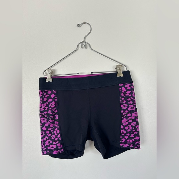 What The Sport Short Size 8 Black Purple - Picture 1 of 9